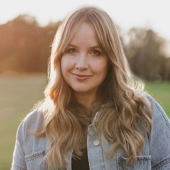 Jaime Cushnie headshot